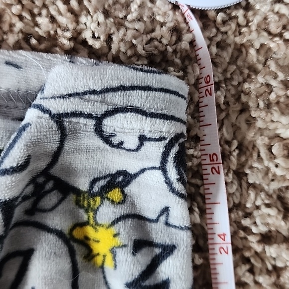 Snoopy sz Med pajama set - Picture 4 of 5